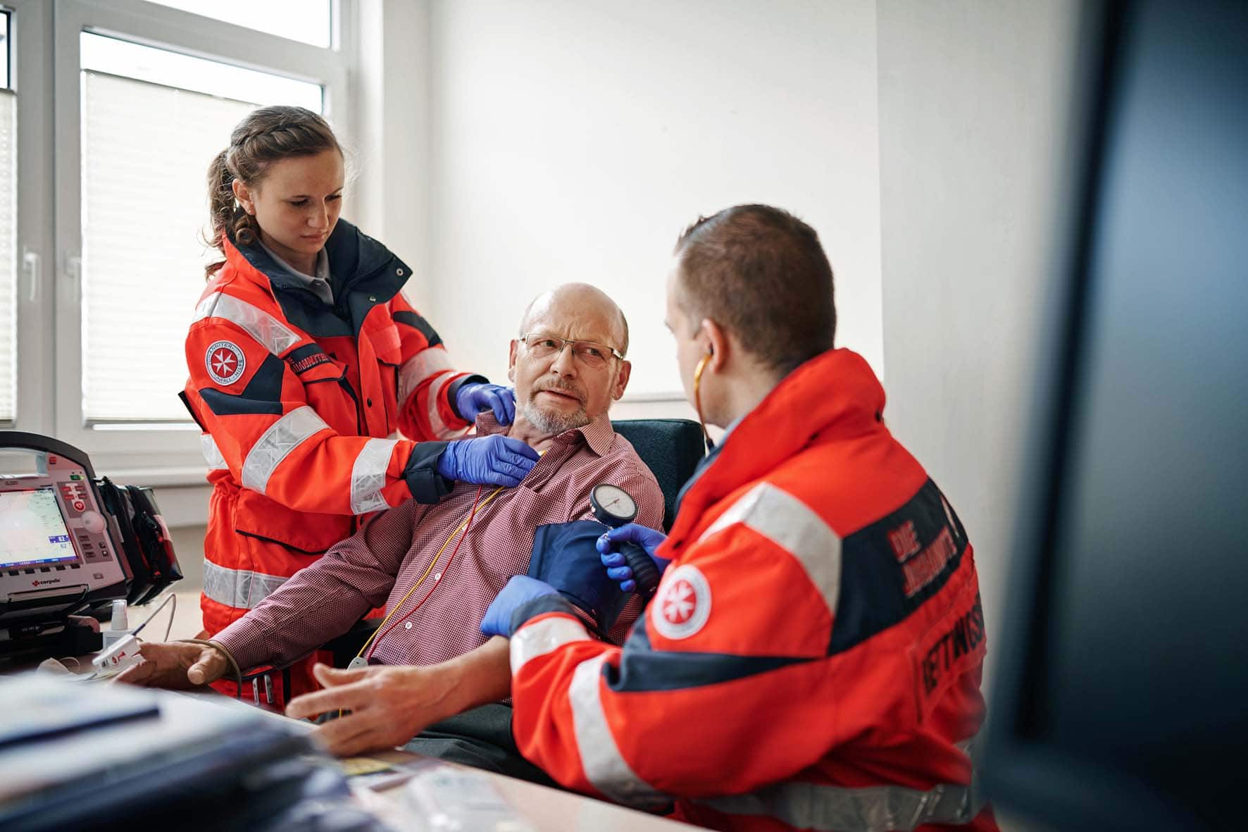 Rettungssanitäter: Johanniter starten mit neuer Ausbildung